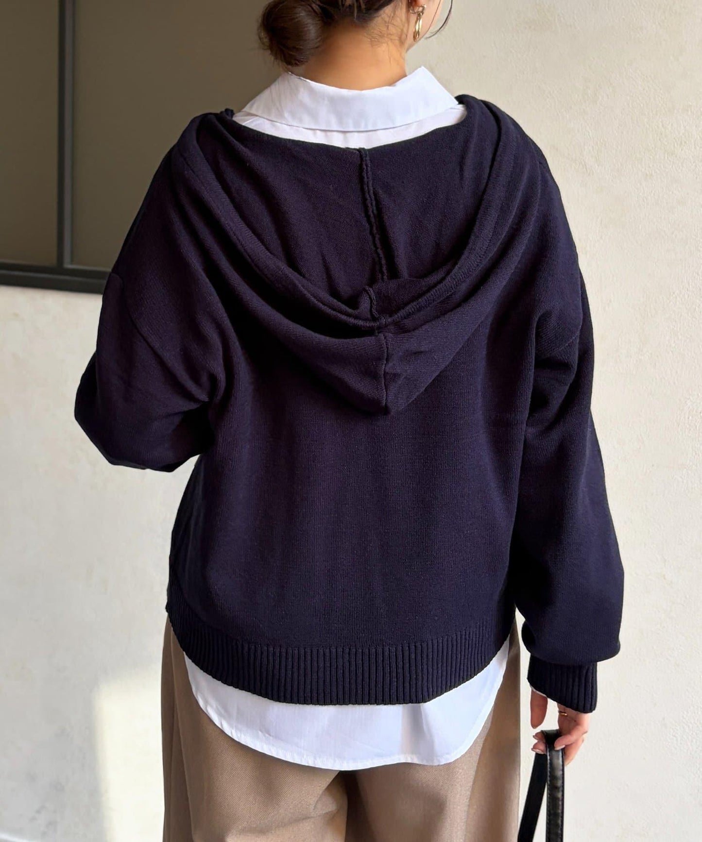 開領設計 針織面料 連帽開衫