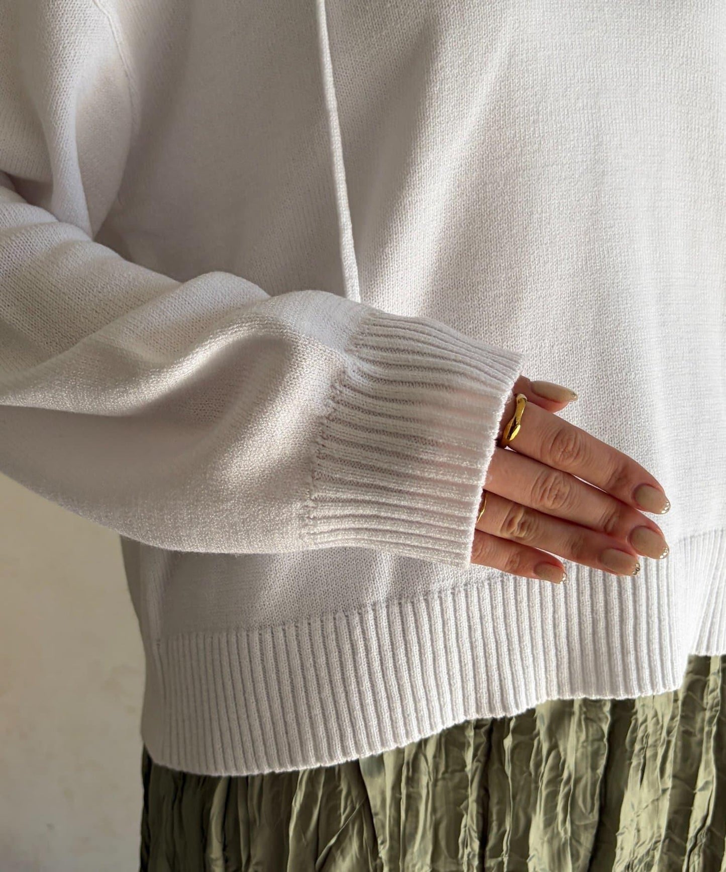 開領設計 針織面料 連帽開衫