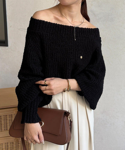 凹凸紗線船領設計針織上衣