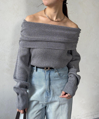 亮絲一字肩針織上衣