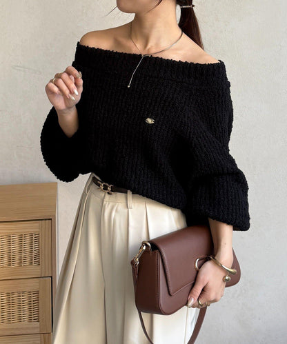 凹凸紗線船領設計針織上衣