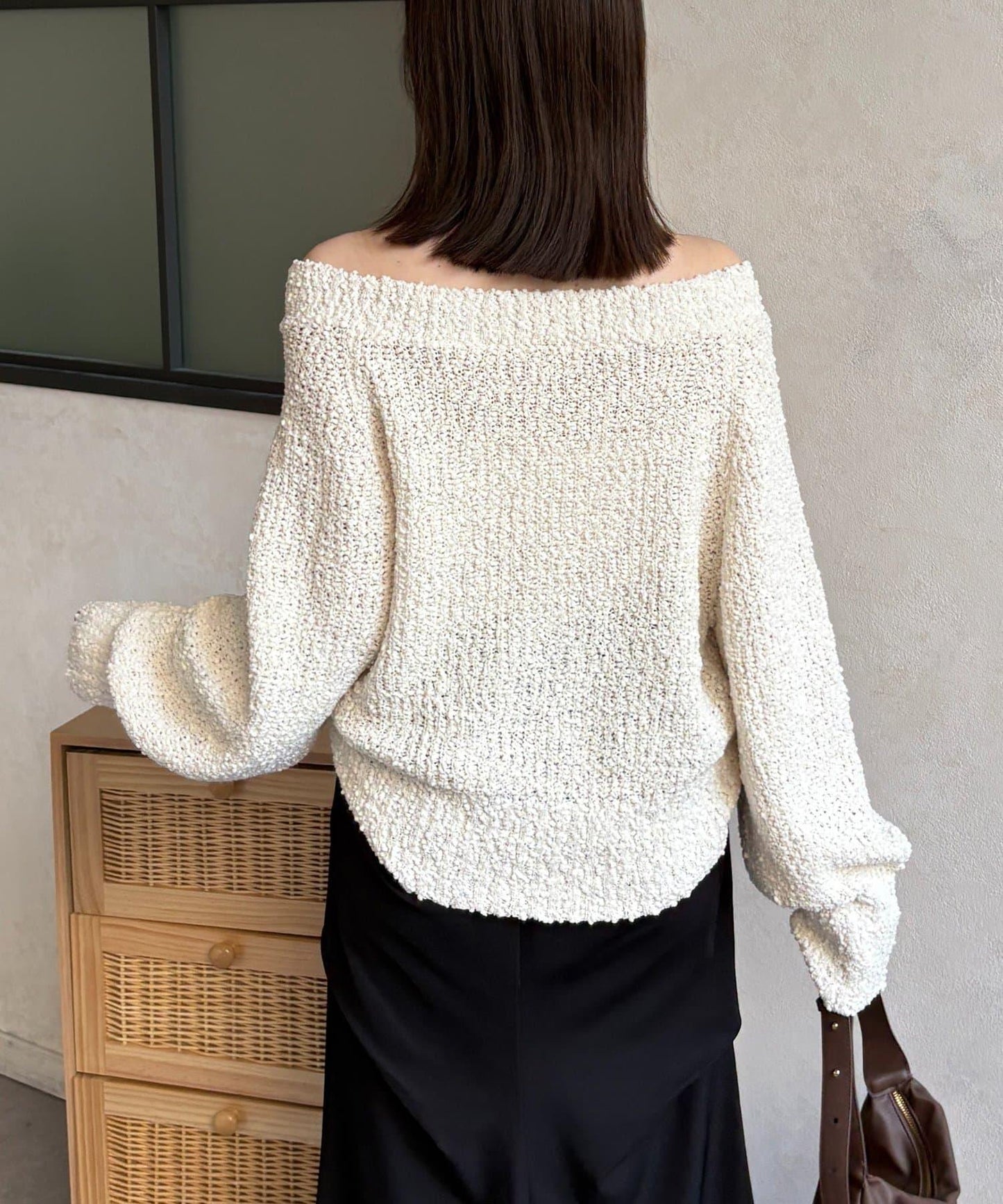 凹凸紗線船領設計針織上衣