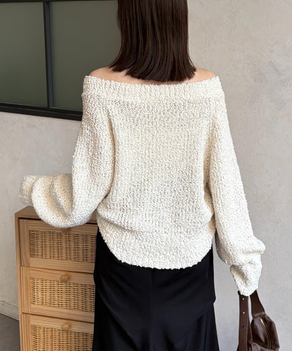凹凸紗線船領設計針織上衣