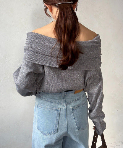 亮絲一字肩針織上衣