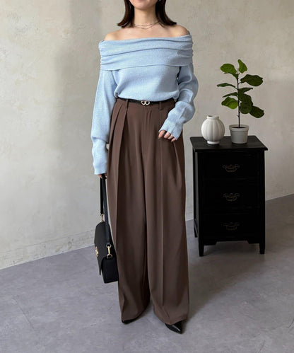 亮絲一字肩針織上衣