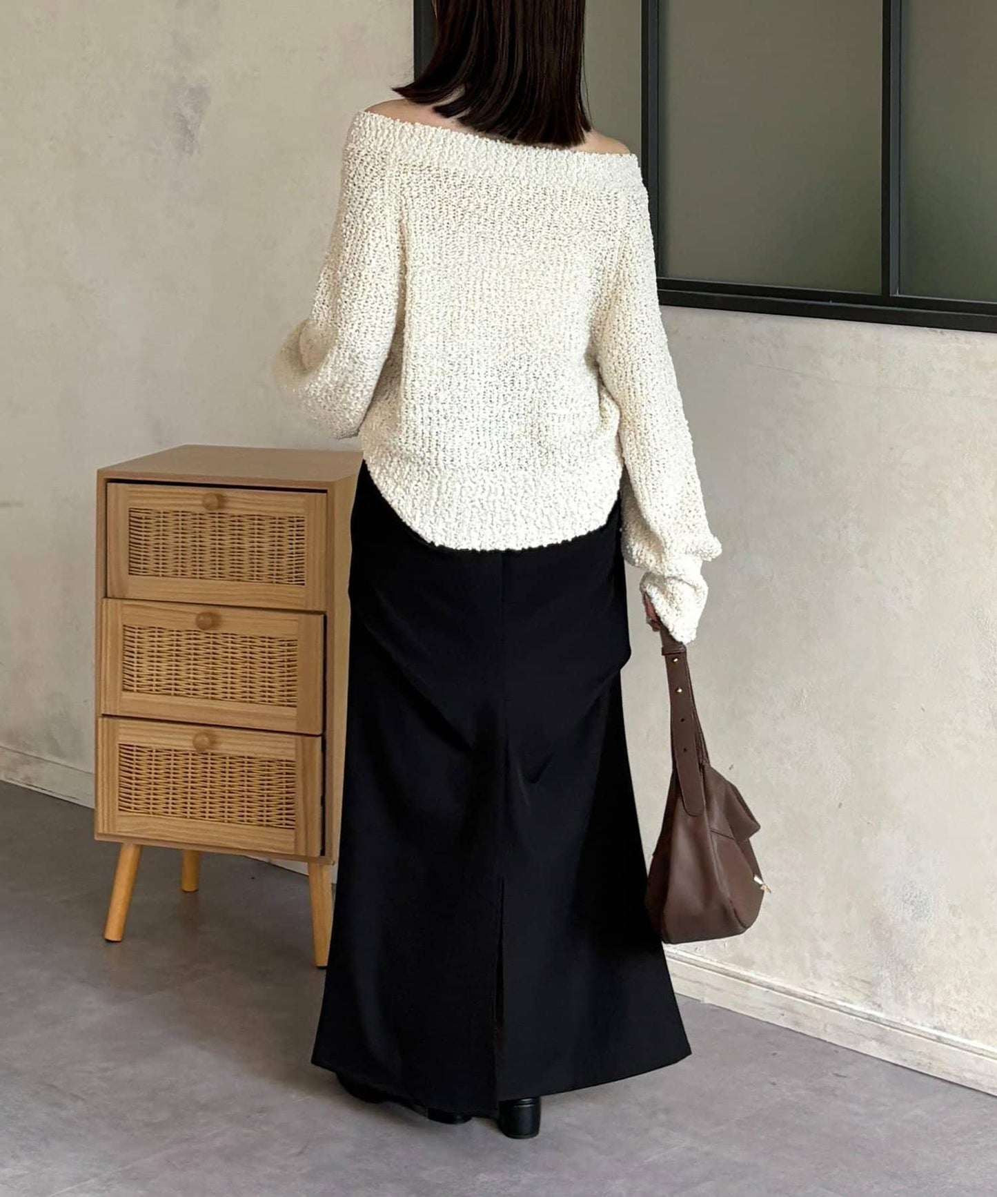 凹凸紗線船領設計針織上衣