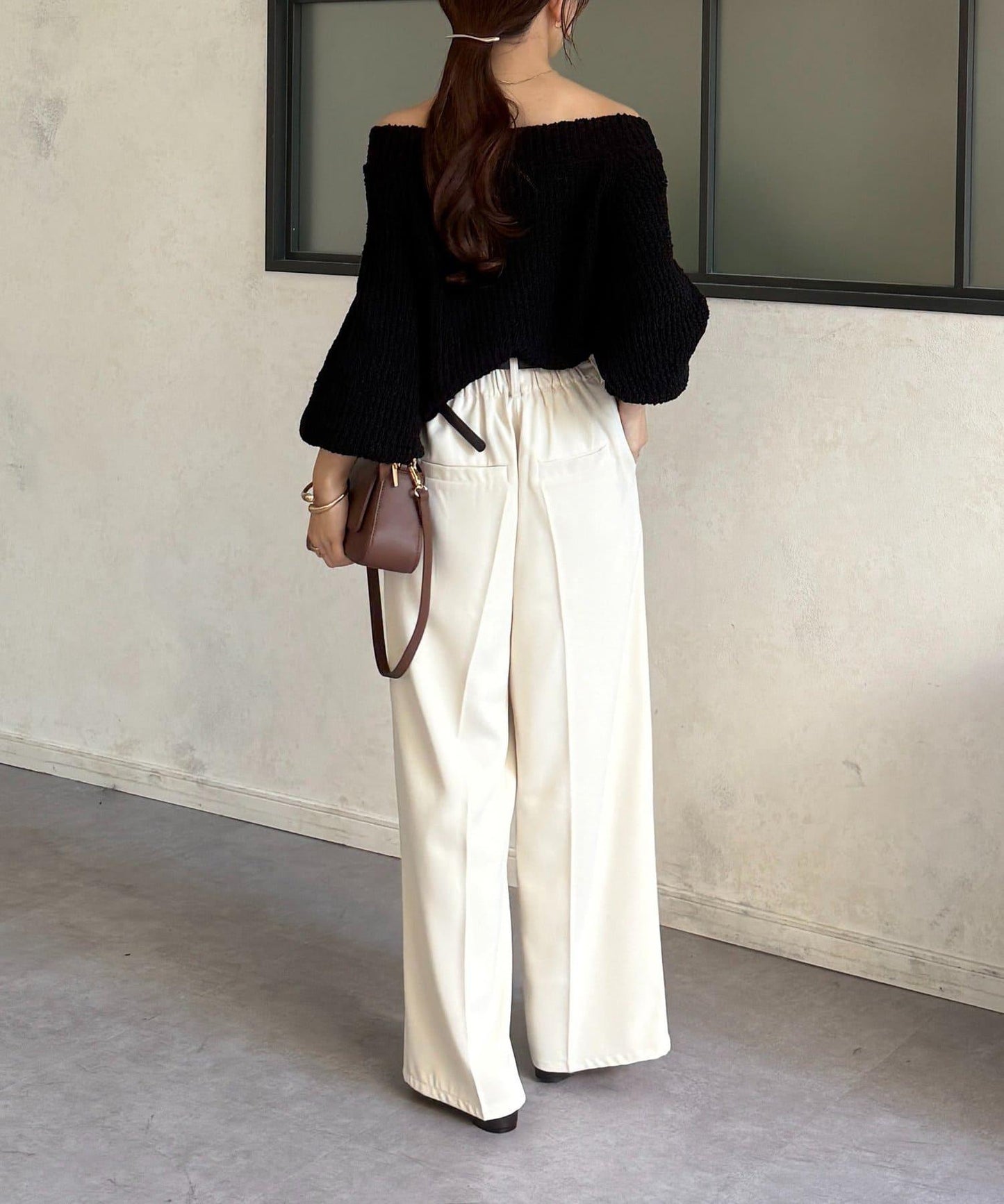 凹凸紗線船領設計針織上衣