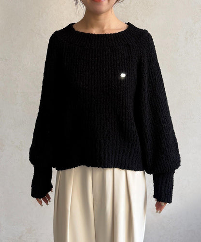 凹凸紗線船領設計針織上衣