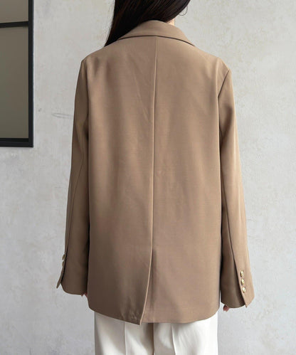 金色紐扣 西裝版型 西裝外套