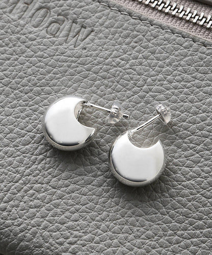 Hoaw. 圓潤造型 耳釘