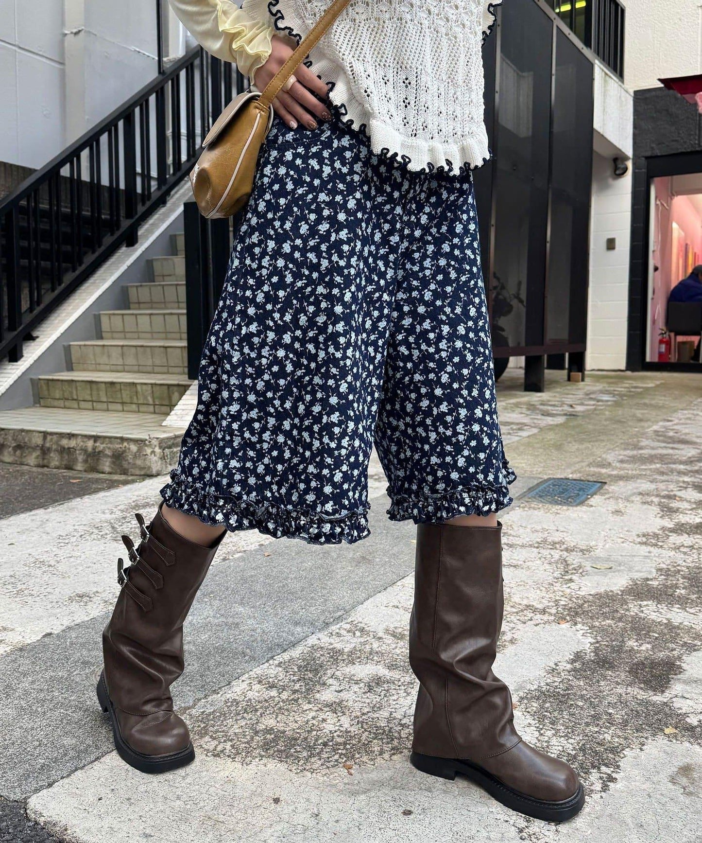 純色/花卉印花 下襬荷葉邊 牛仔五分褲