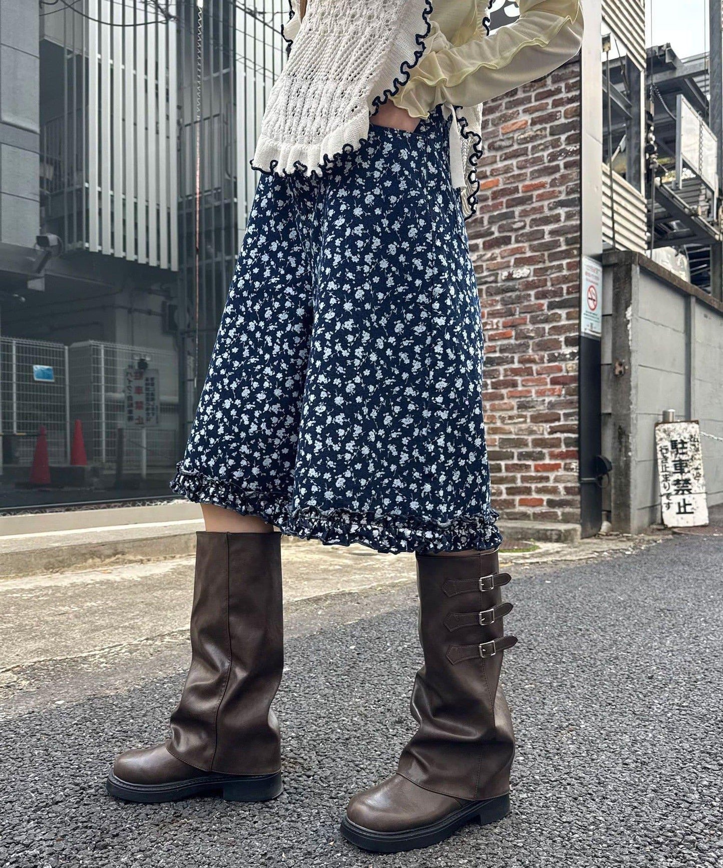 純色/花卉印花 下襬荷葉邊 牛仔五分褲