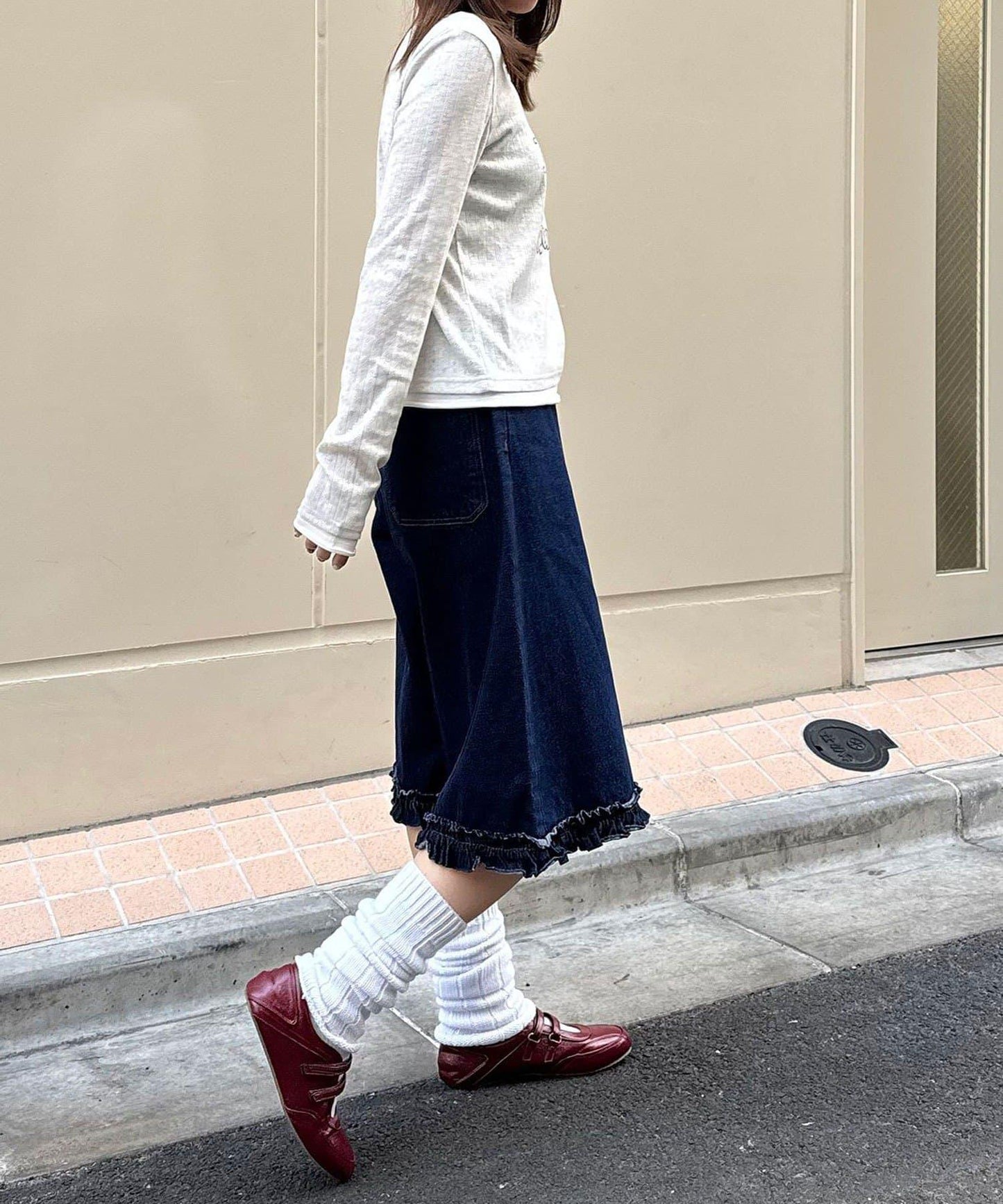 純色/花卉印花 下襬荷葉邊 牛仔五分褲