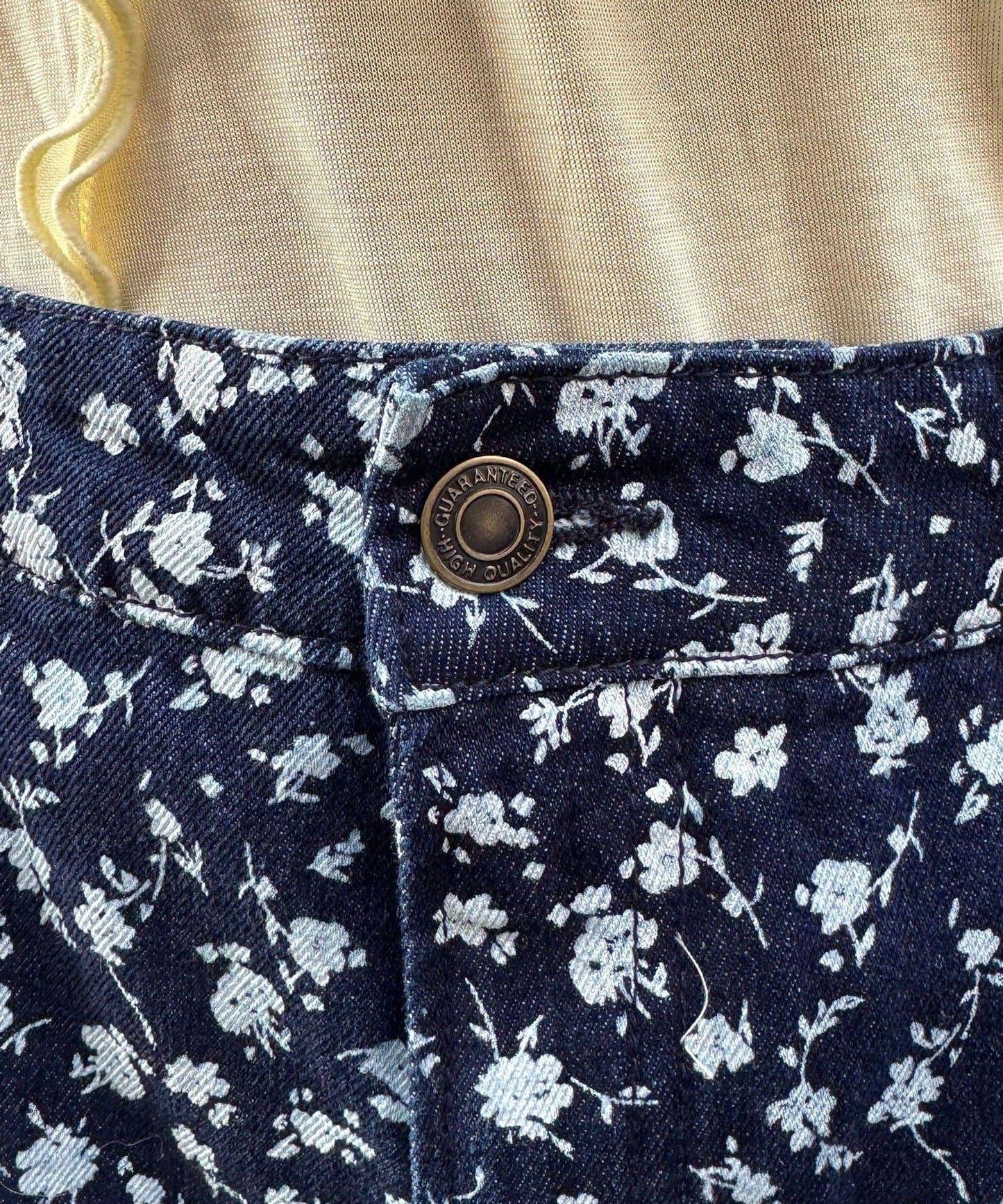 純色/花卉印花 下襬荷葉邊 牛仔五分褲