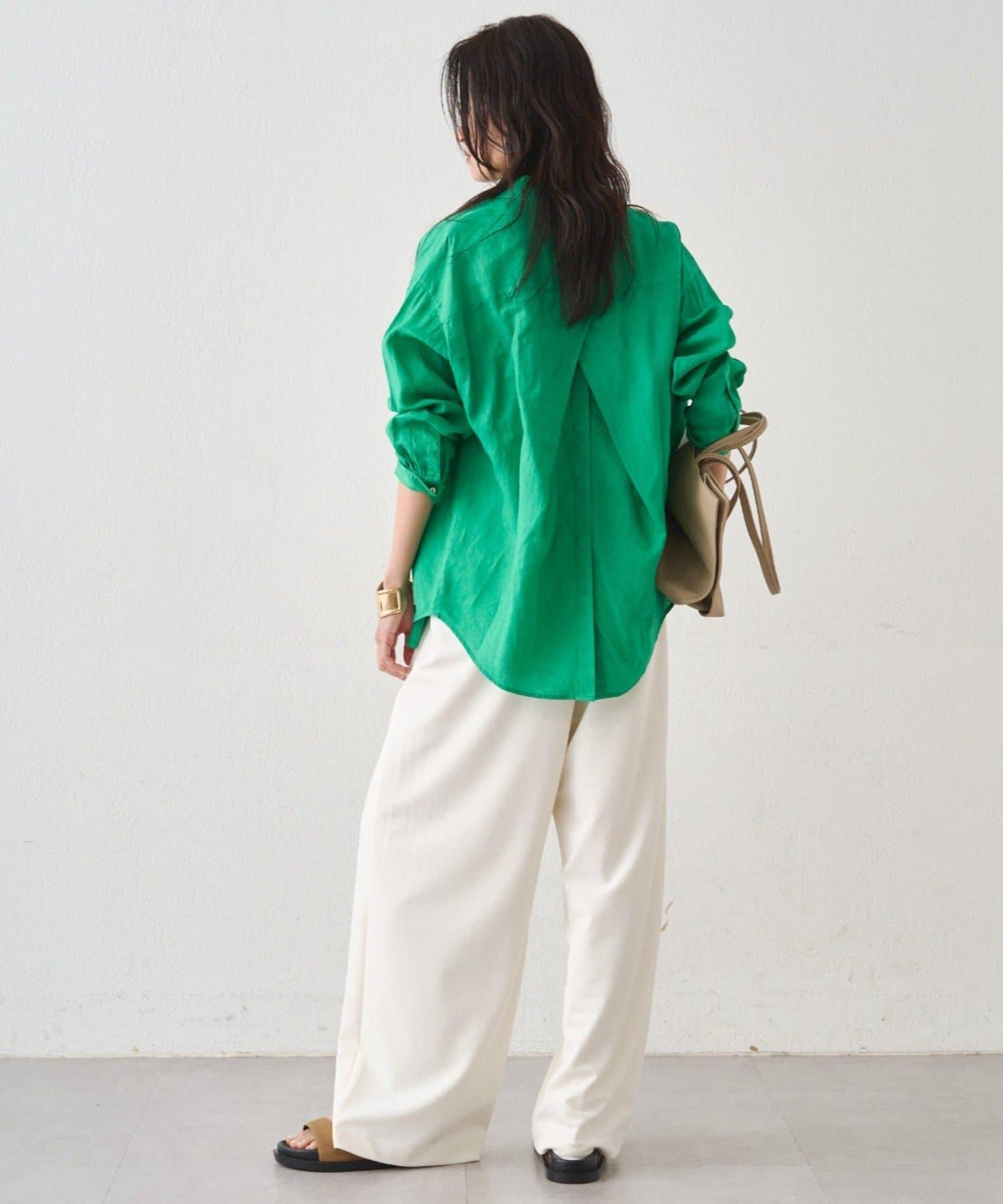 亞麻後繫帶設計襯衫