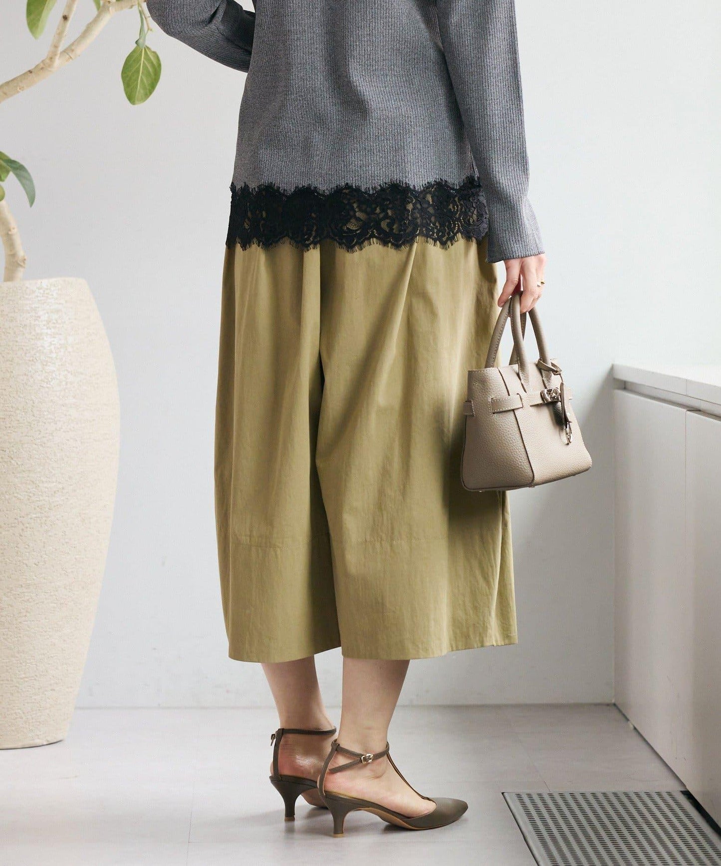 趣味感設計 褶襉闊腿 裙褲