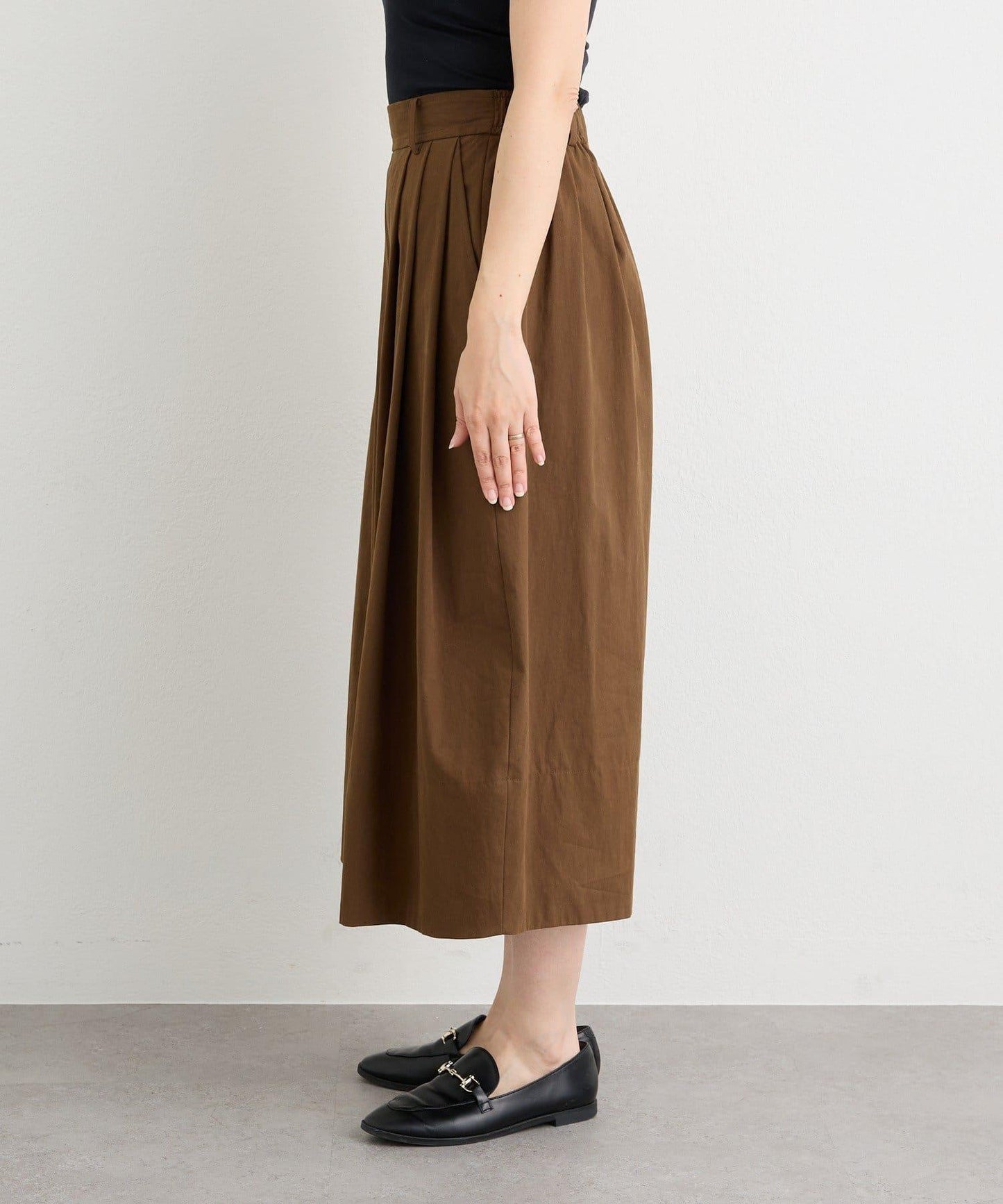 趣味感設計 褶襉闊腿 裙褲