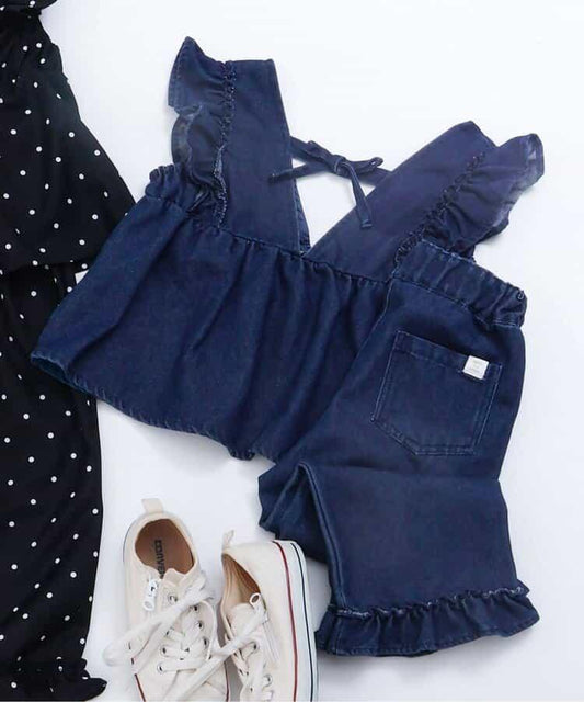 背部蝴蝶結荷葉邊設計 馬甲搭配荷葉邊十分丈長褲 兩件套