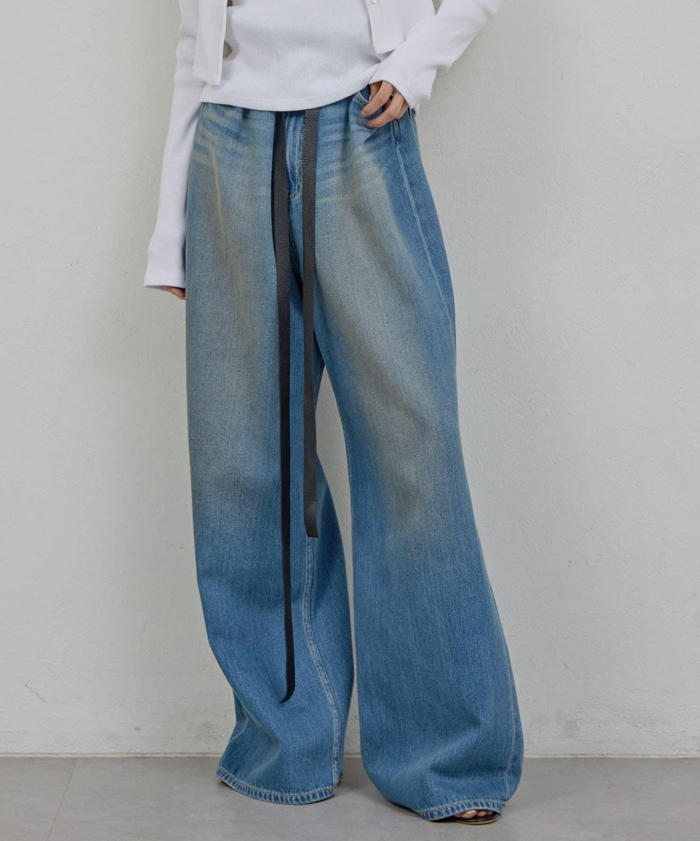 皮帶裝飾 軟質牛仔 牛仔褲