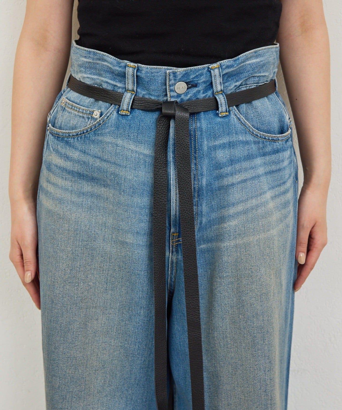 皮帶裝飾 軟質牛仔 牛仔褲