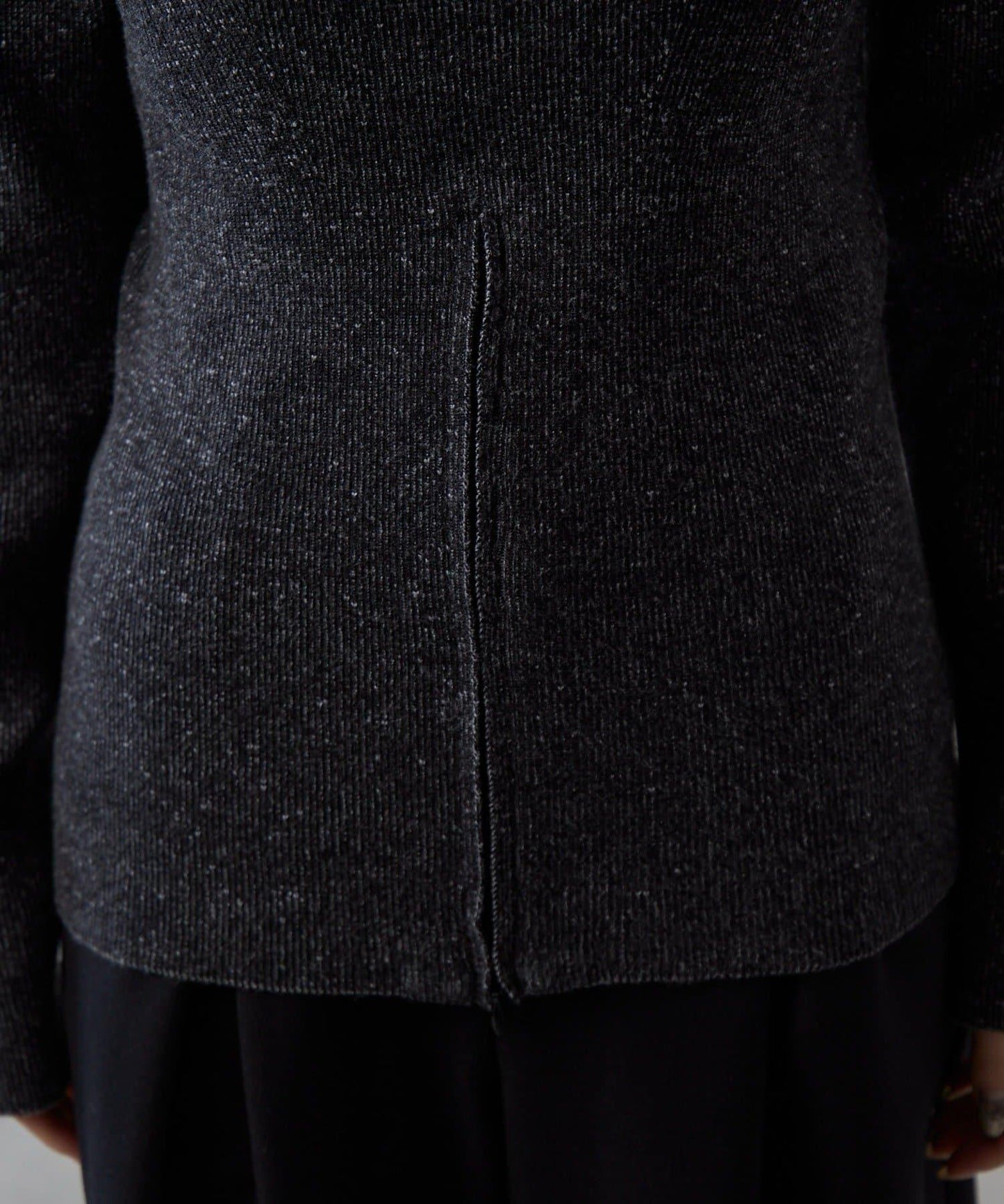 前拉鍊設計針織上衣