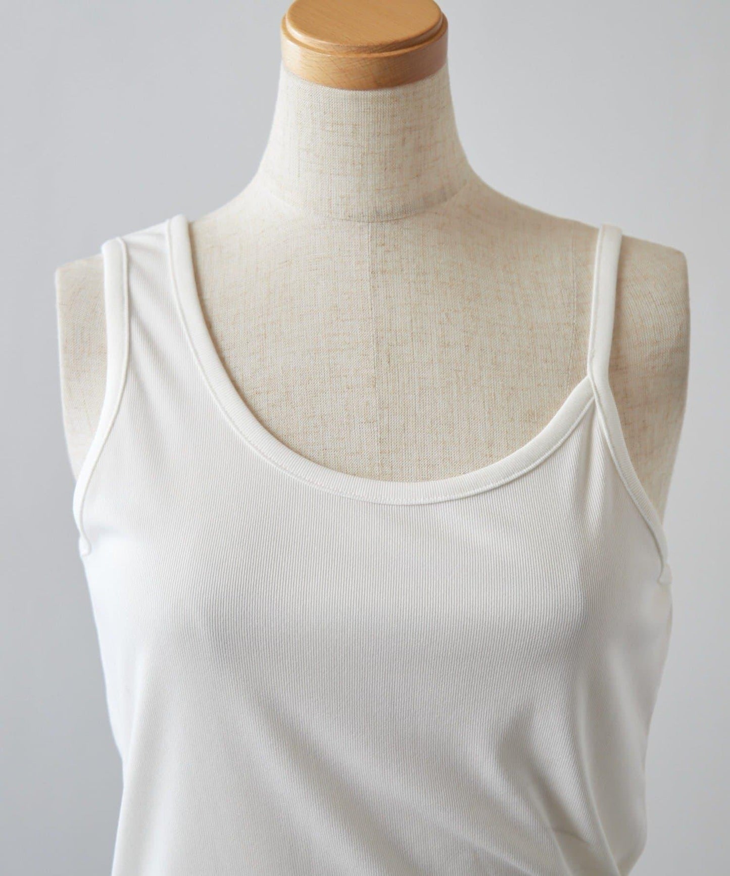 不對稱吊帶背心