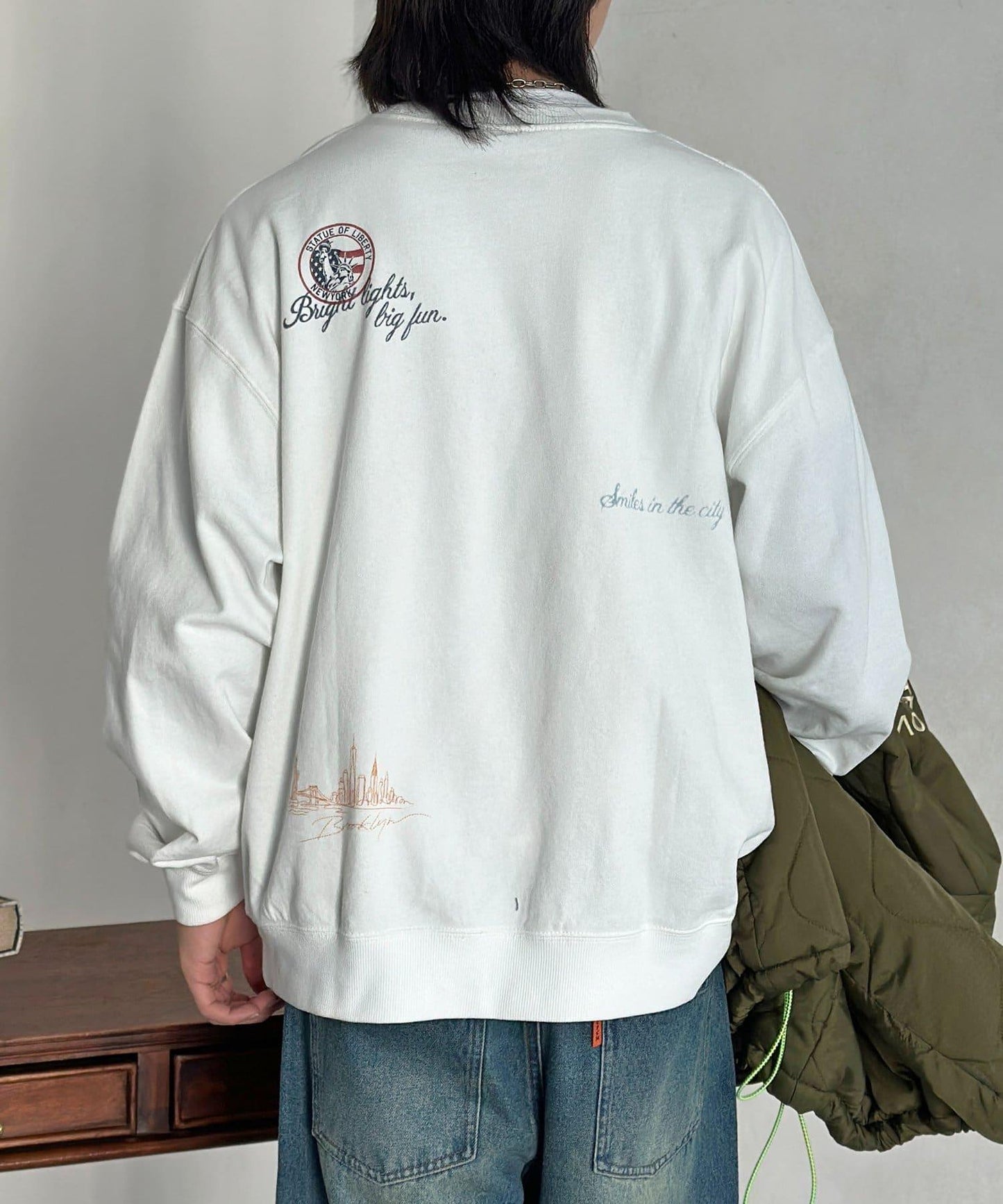 塗鴉風設計 長袖T恤