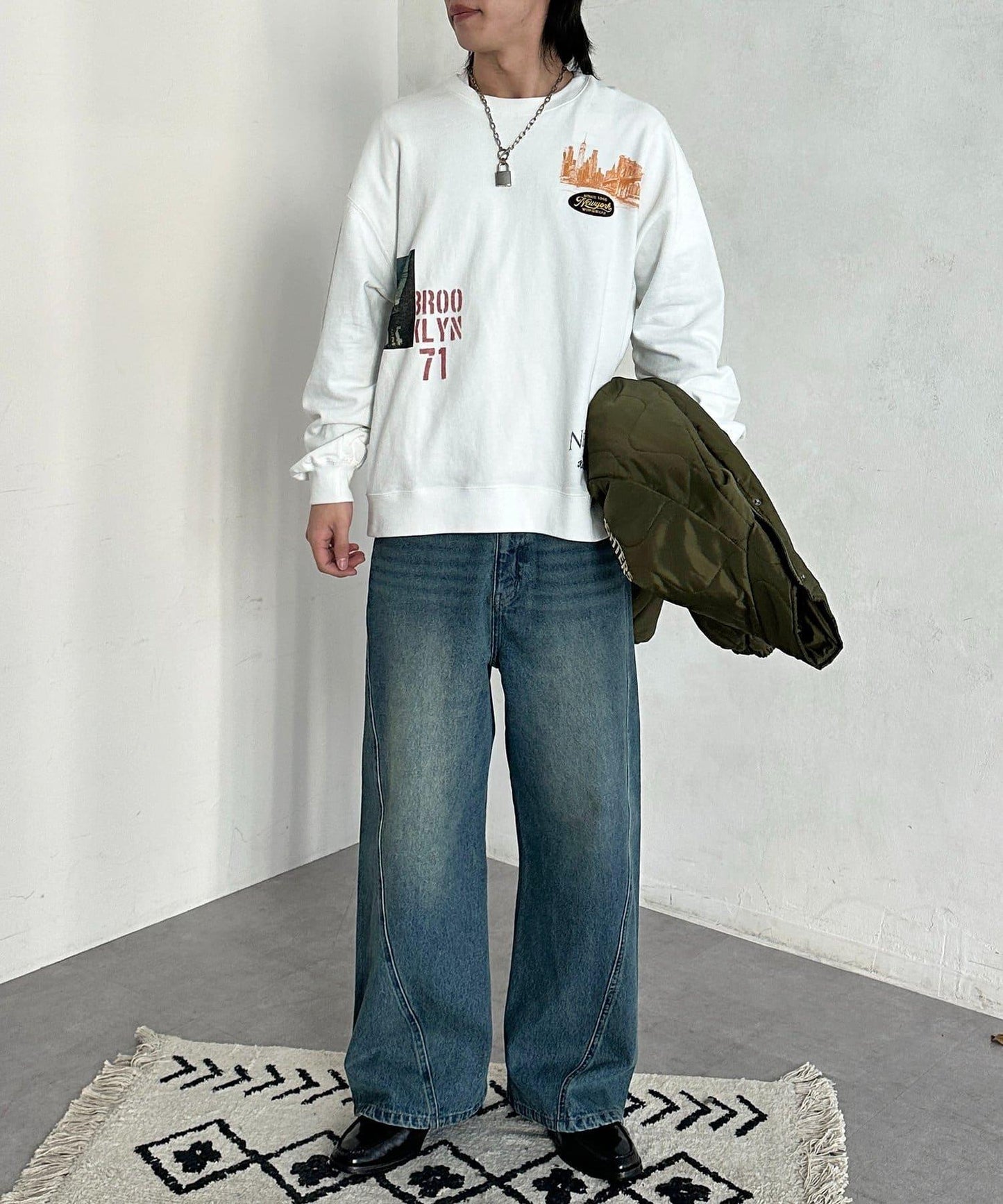 塗鴉風設計 長袖T恤