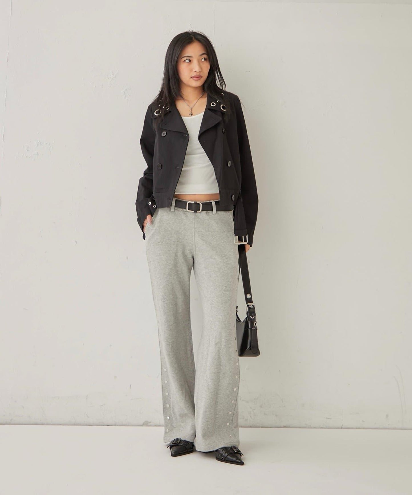 衛衣面料 中長微喇 鉚釘 褲子