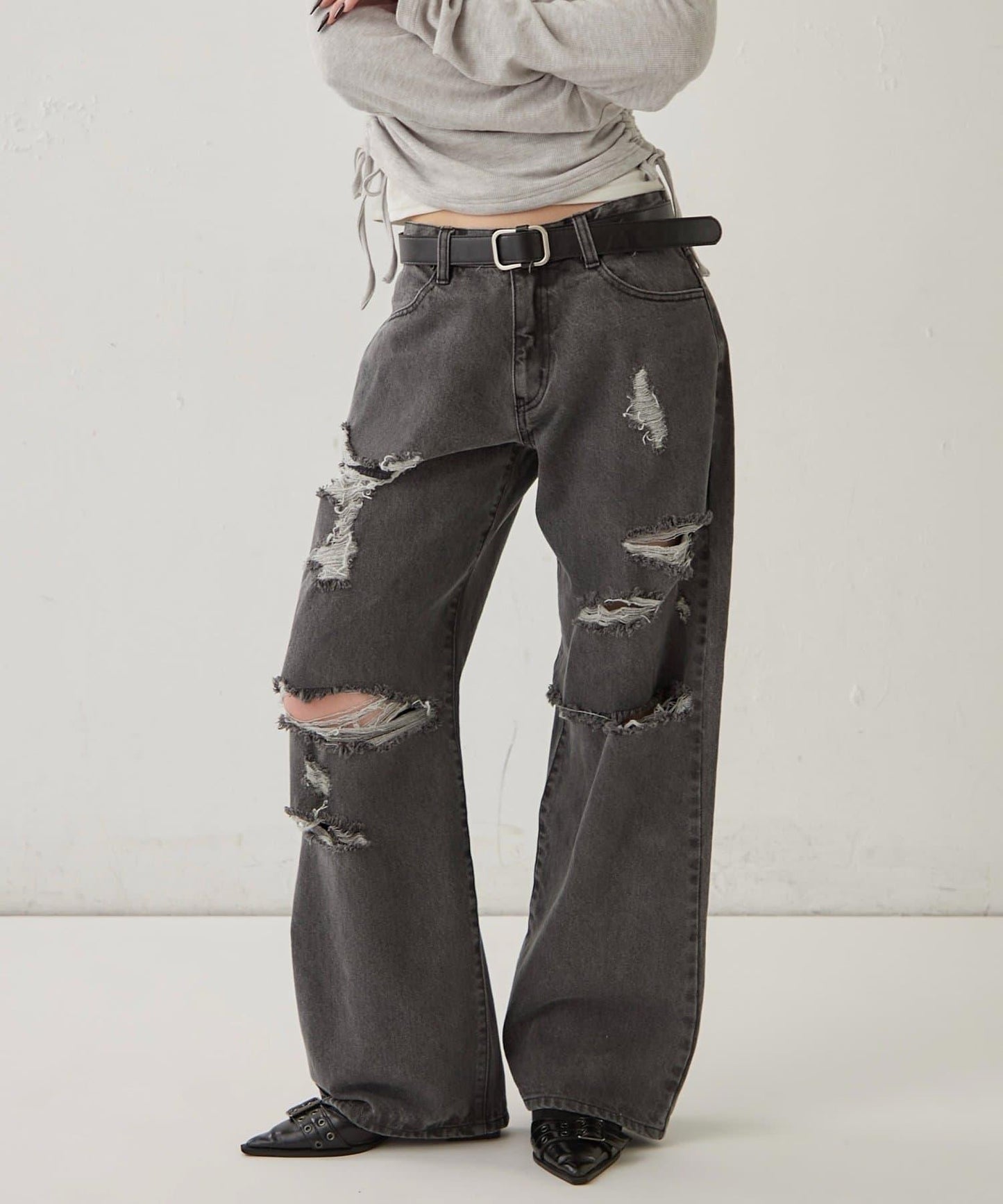 BOLD DISTRESSED DENIM 牛仔單品
