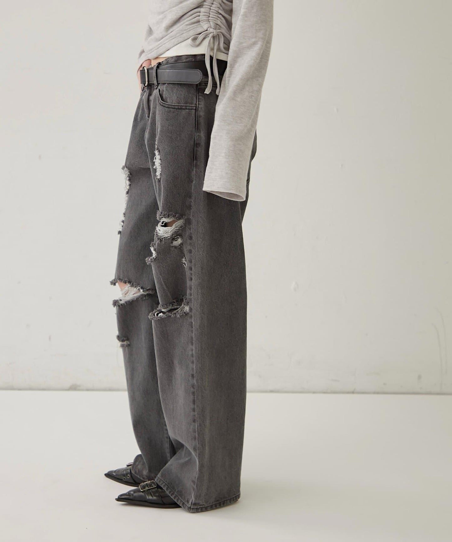 BOLD DISTRESSED DENIM 牛仔單品