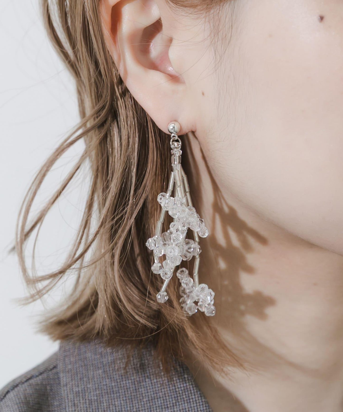 透明珠飽滿垂墜耳環