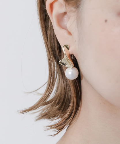 金屬波紋珍珠耳飾
