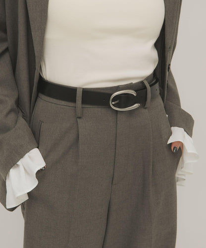 金屬扣設計 皮革 腰帶