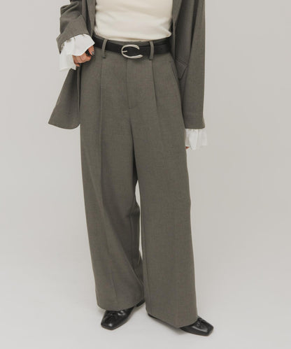 金屬扣設計 皮革 腰帶