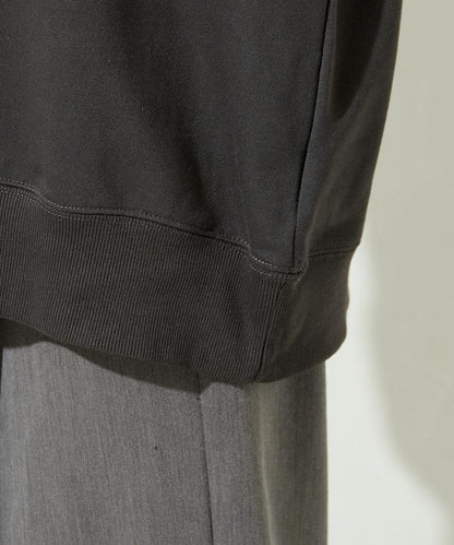 條碼刺繡×圓形LOGO印花 衛衣