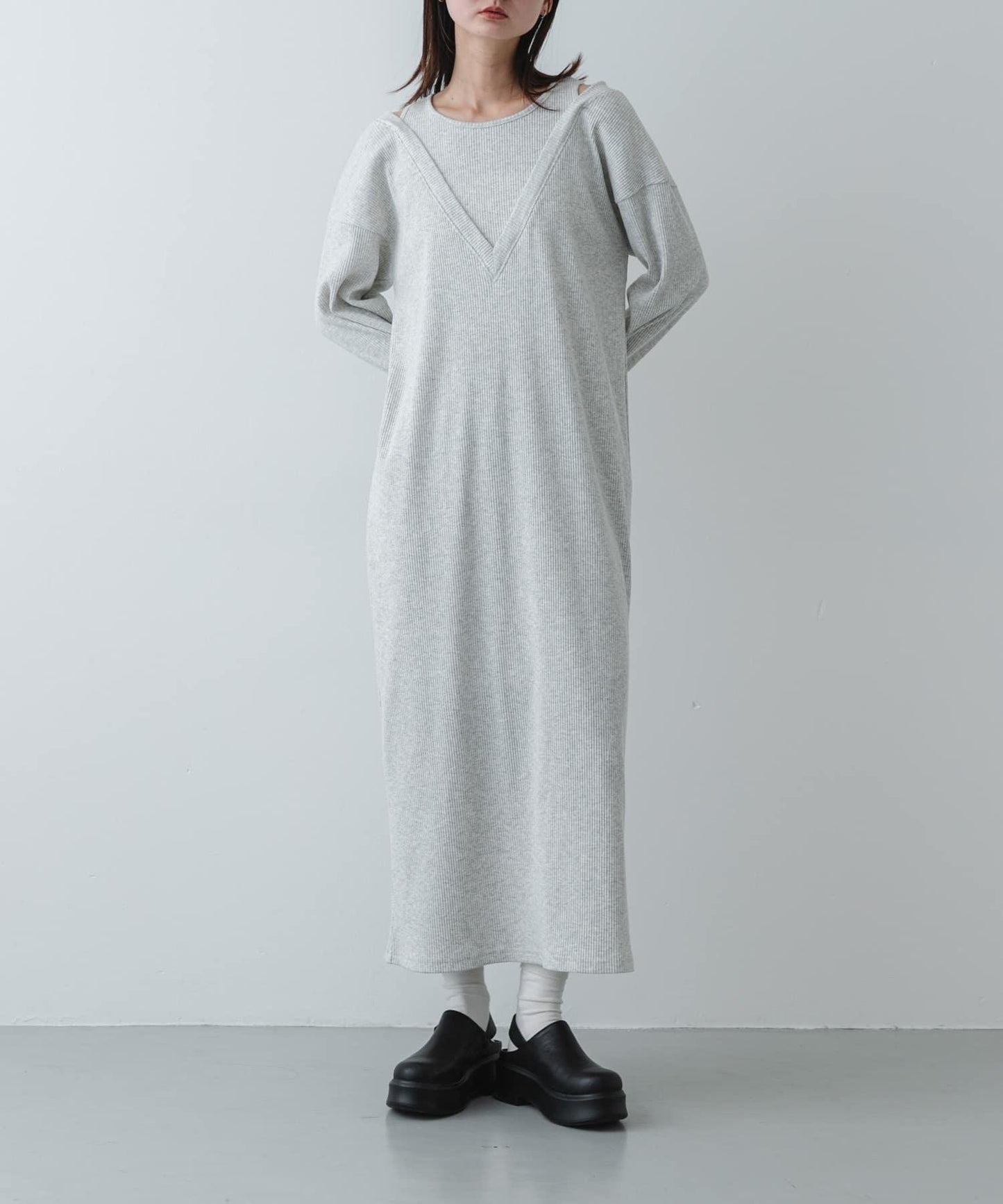 疊領設計 羅紋面料 連衣裙