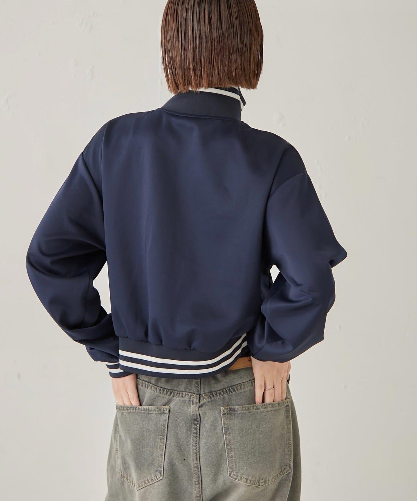 S字Logo 短版設計 運動夾克