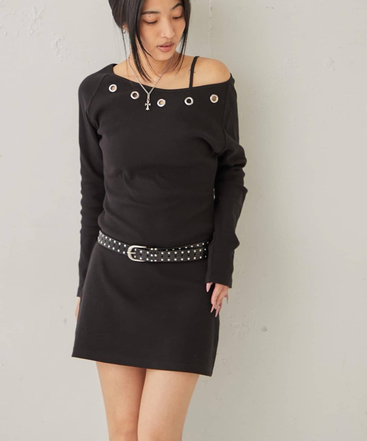 鏤空羅紋針織連衣裙