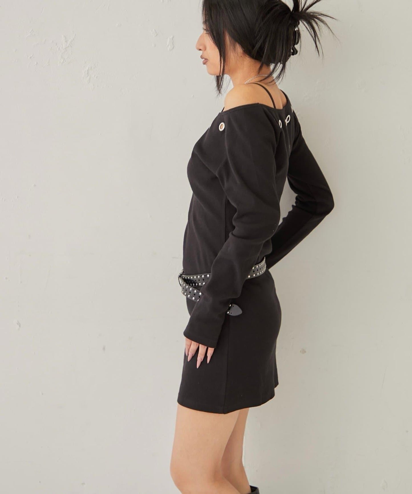 鏤空羅紋針織連衣裙