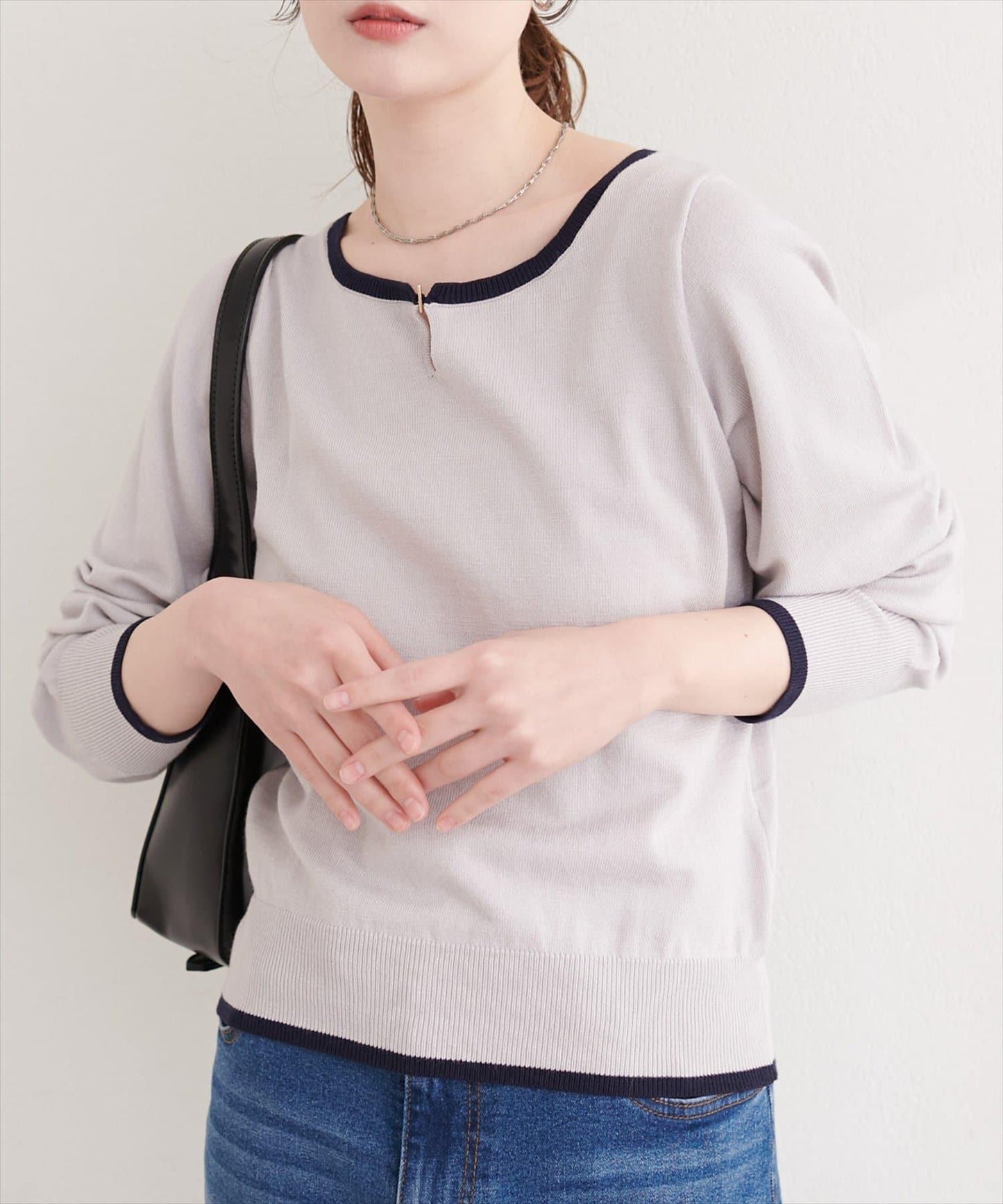 拼色條形扣設計 針織上衣