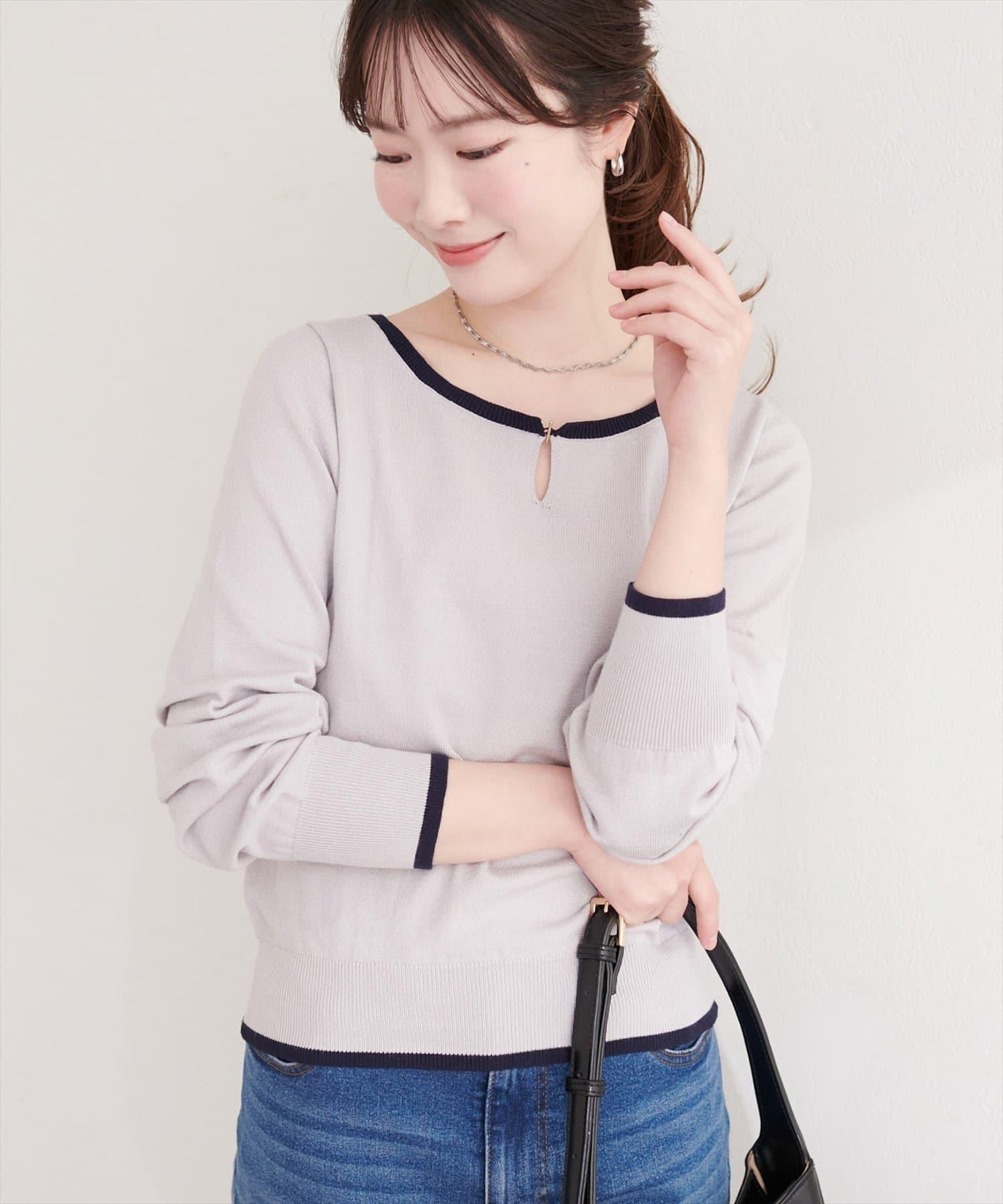 拼色條形扣設計 針織上衣