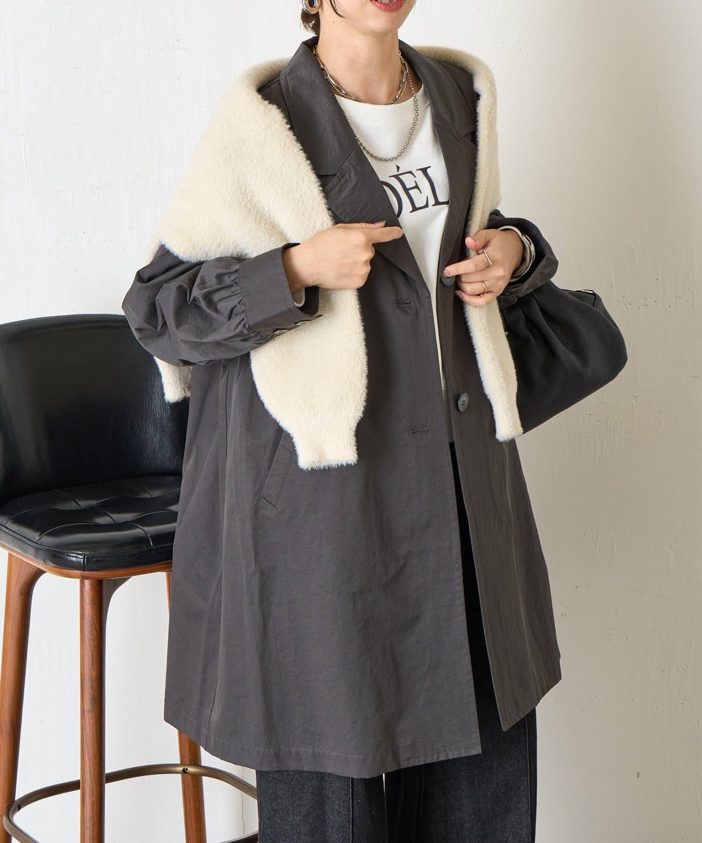 後褶設計 切斯特大衣