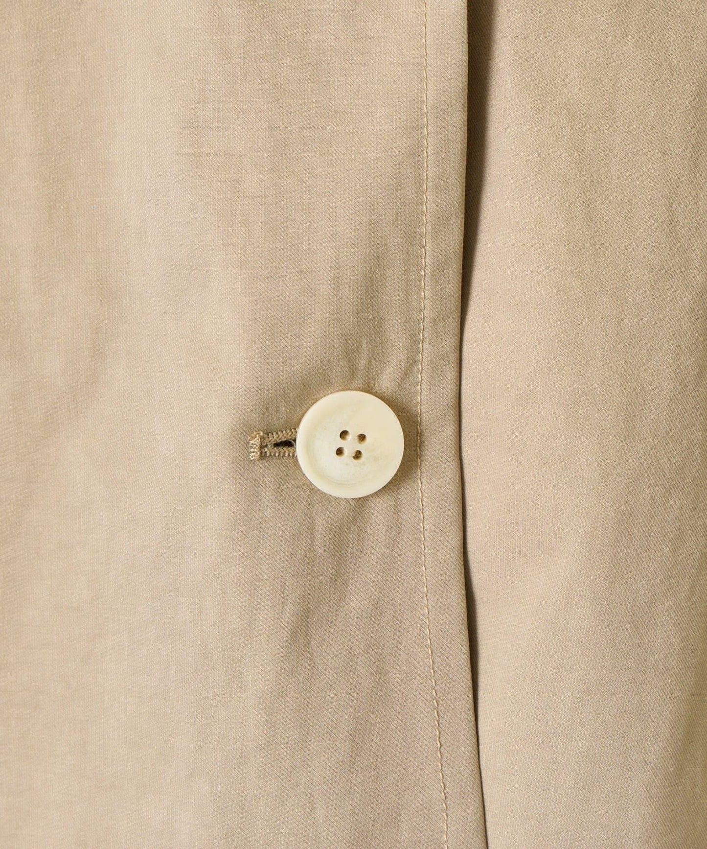 後褶設計 切斯特大衣