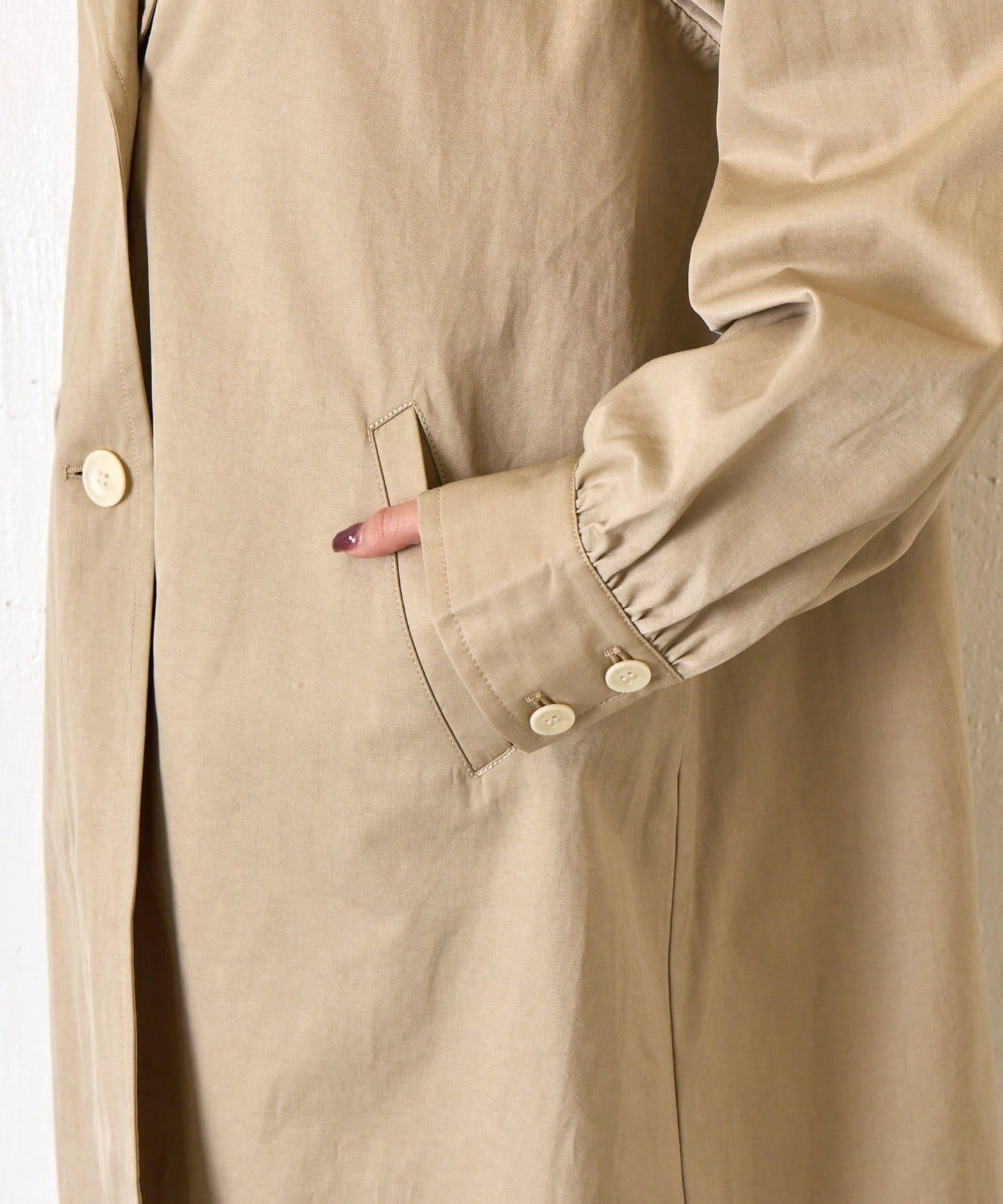 後褶設計 切斯特大衣