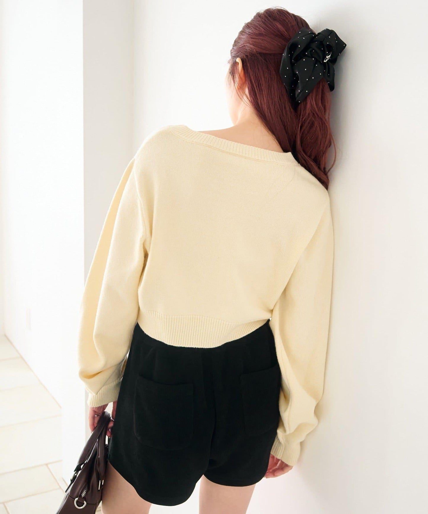 荷葉邊短款針織開衫