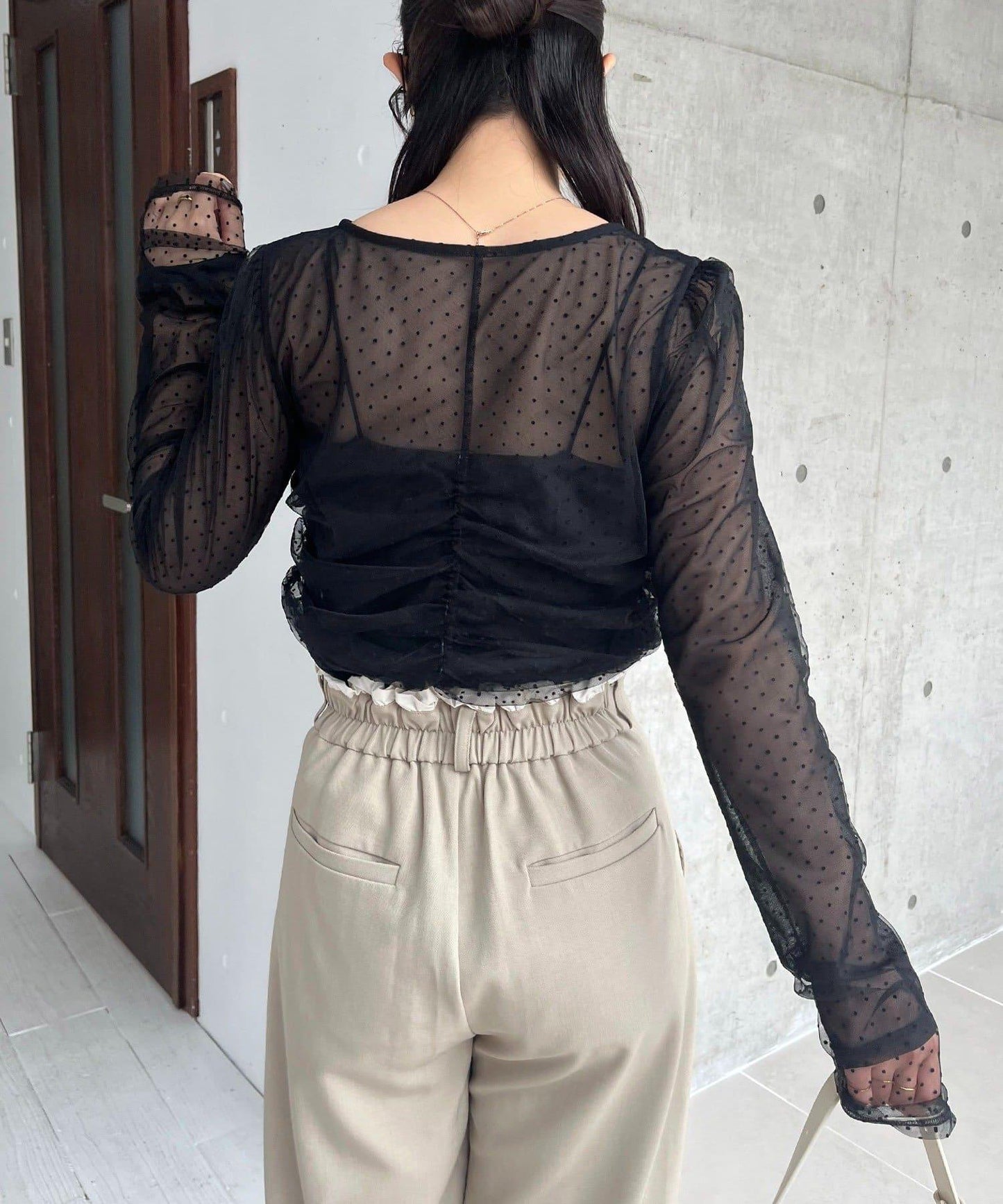 植絨波點設計 襯衫 再販款