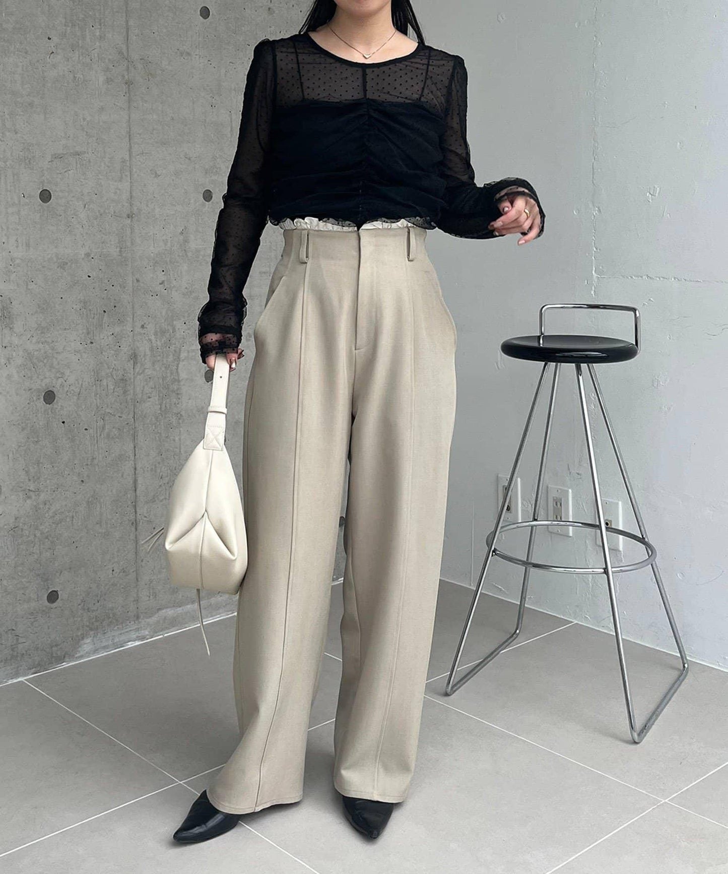 植絨波點設計 襯衫 再販款