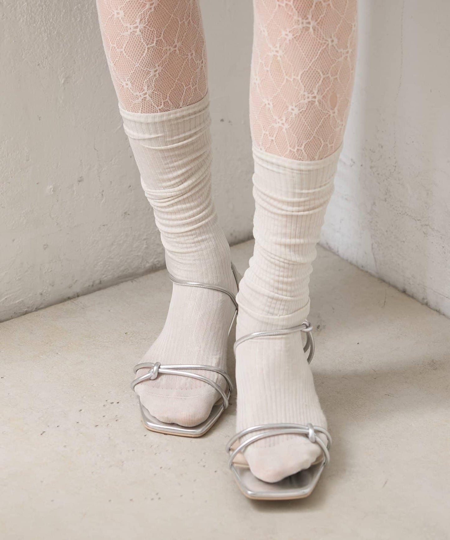 交叉綁帶高跟涼鞋