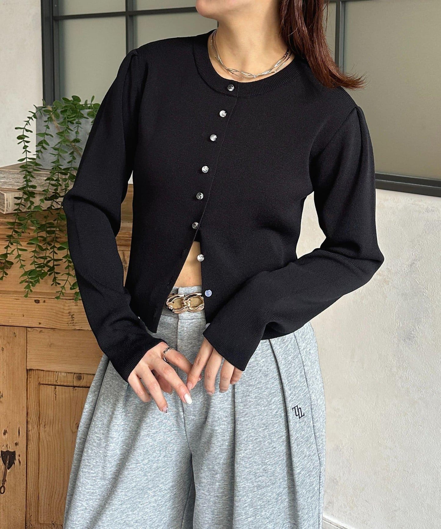 透明紐扣 肩部褶皺 針織開衫